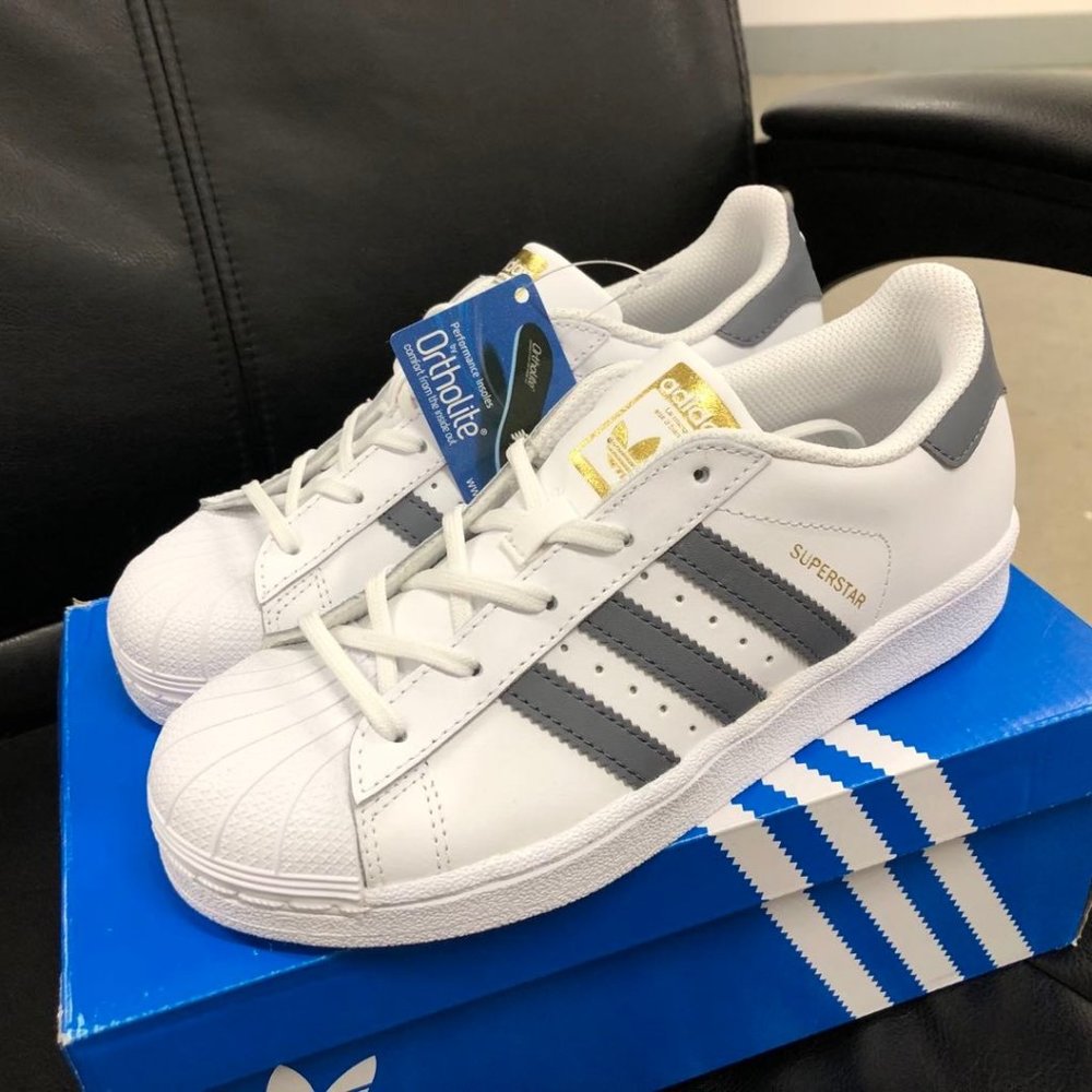 Adidas Superstar grey